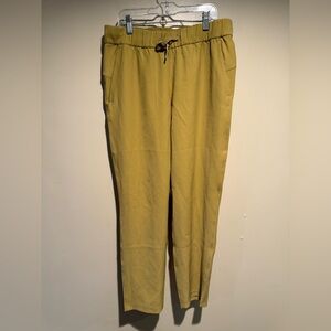 Lululemon athletic pants mustard yellow
